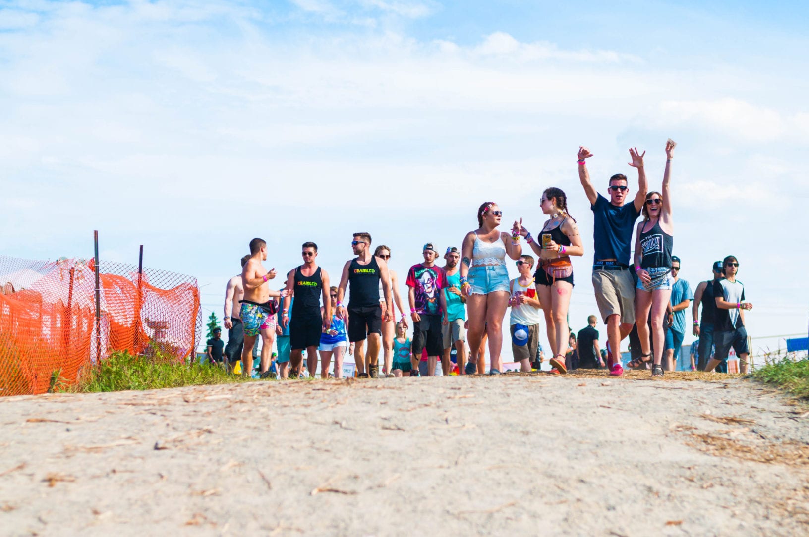 Ever After Festival 2016 Crowd enters Festival